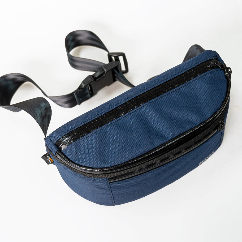 CITY SLING BAG