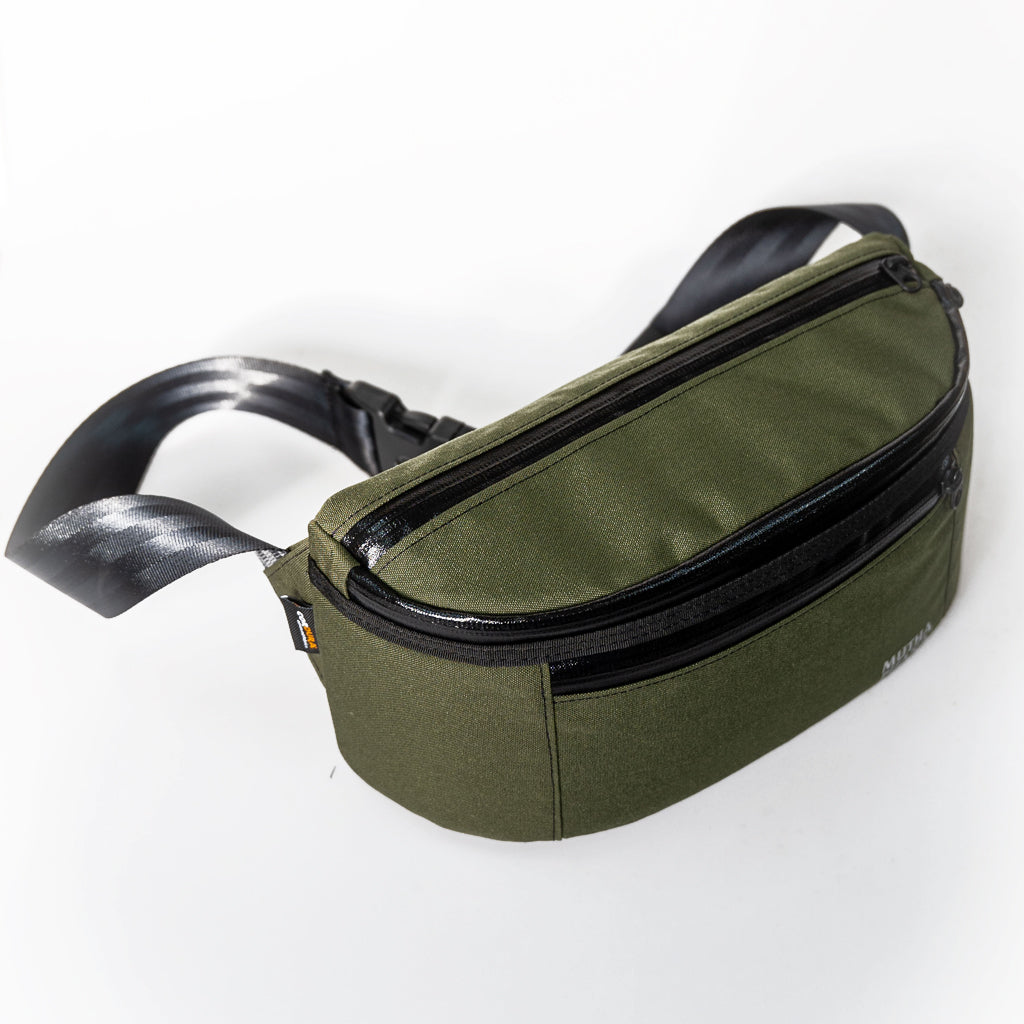 CITY SLING BAG